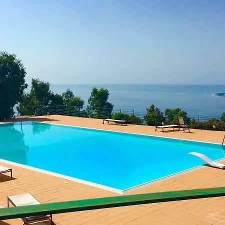 Villa Villaggio Serra Di Mare Stalettì