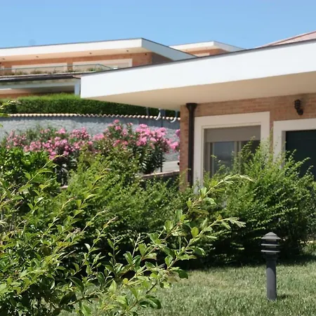 Villaggio Serra Di Mare Villa *